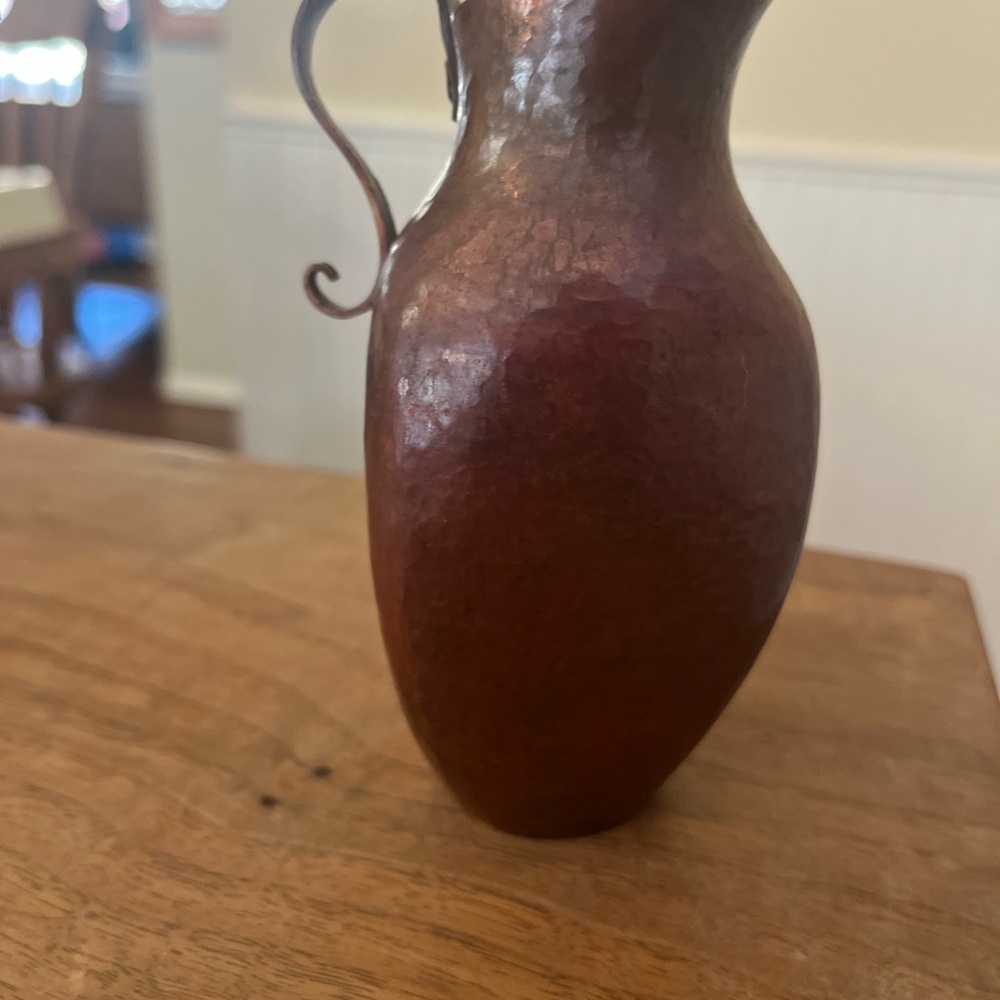 Small Hammered Copper Pitcher Likely from Mexico.  Lovely.  5 1/4” - Picture 2 of 6